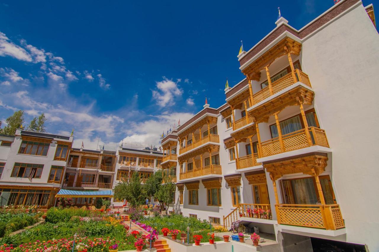 Hotel Jigmet, Leh Exterior photo