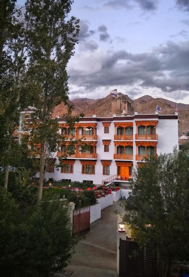 Hotel Jigmet, Leh Exterior photo